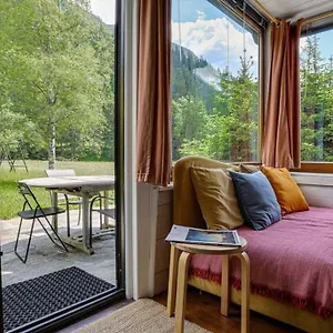L'ilet Ensoleille /sunny Island Chalet