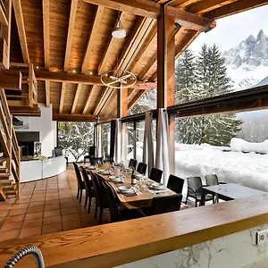 Isabelle Mountain 5 Star 5 Bedroom En Sauna Jacuzzi Chalet